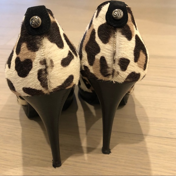 Stuart Weitzman Animal print calf hair pumps - Picture 3 of 7